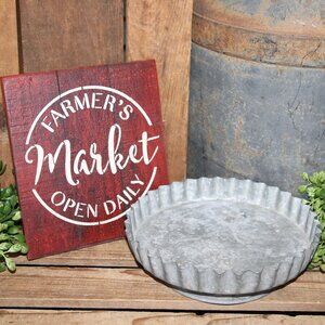 NEW Rustic Farmhouse MARKET Wall Decor Plaque Sign & Metal Riser Tray